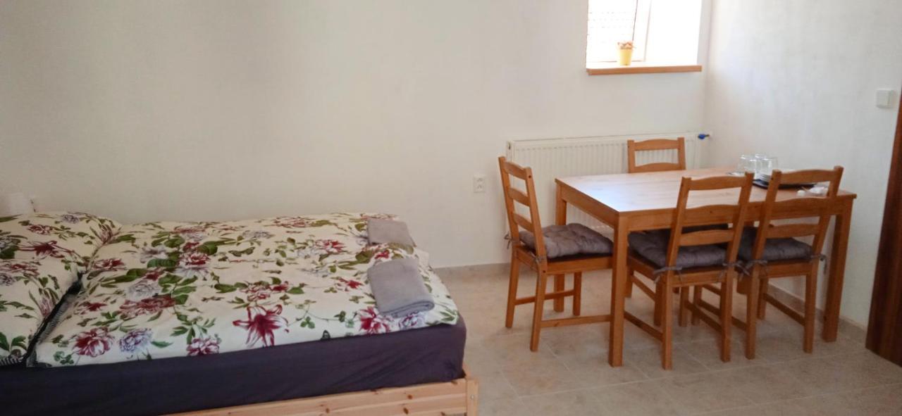 Ubytovani U Tajcu Dolni Berkovice Εξωτερικό φωτογραφία